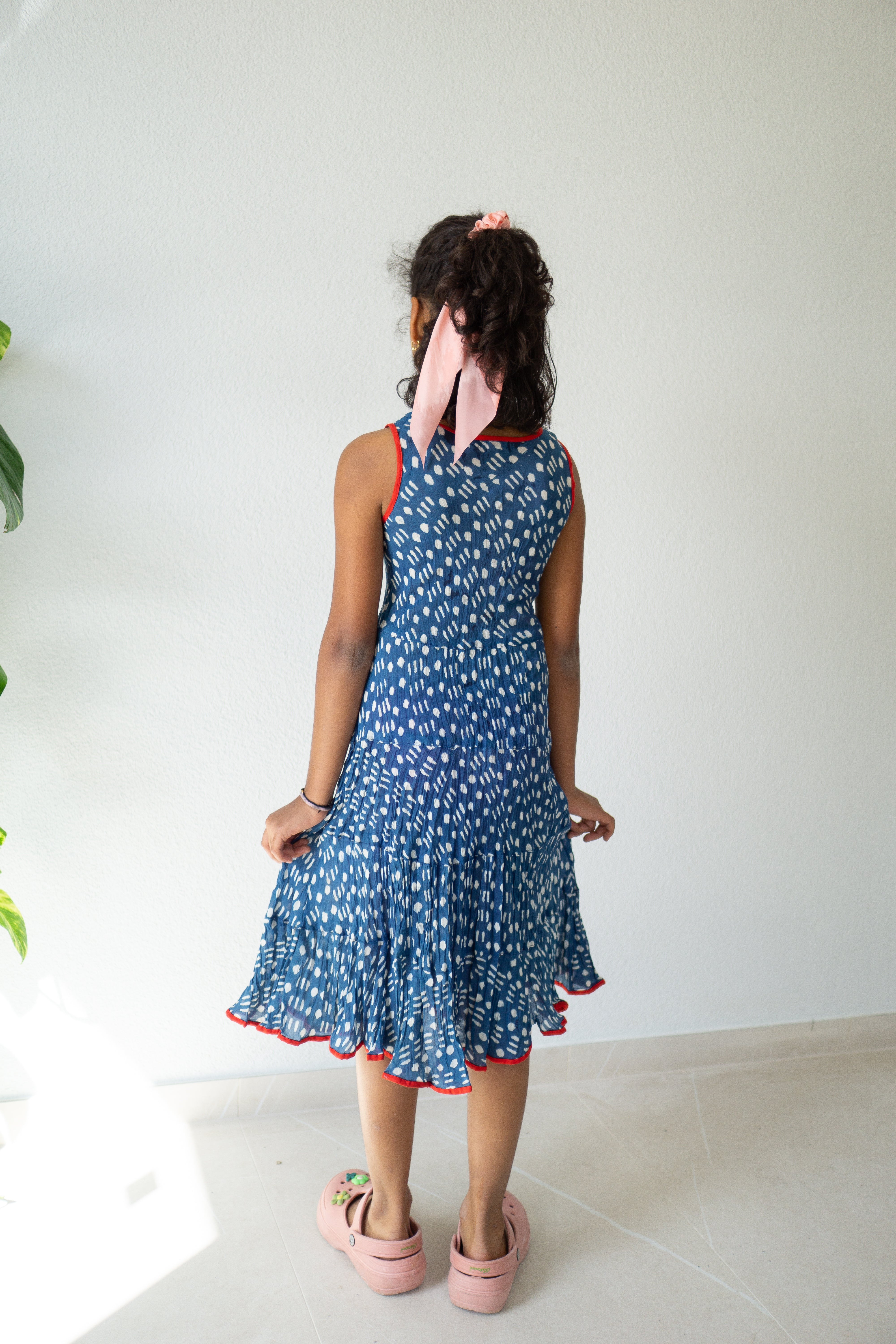 Indigo Breeze Handbedrucktes Kleid