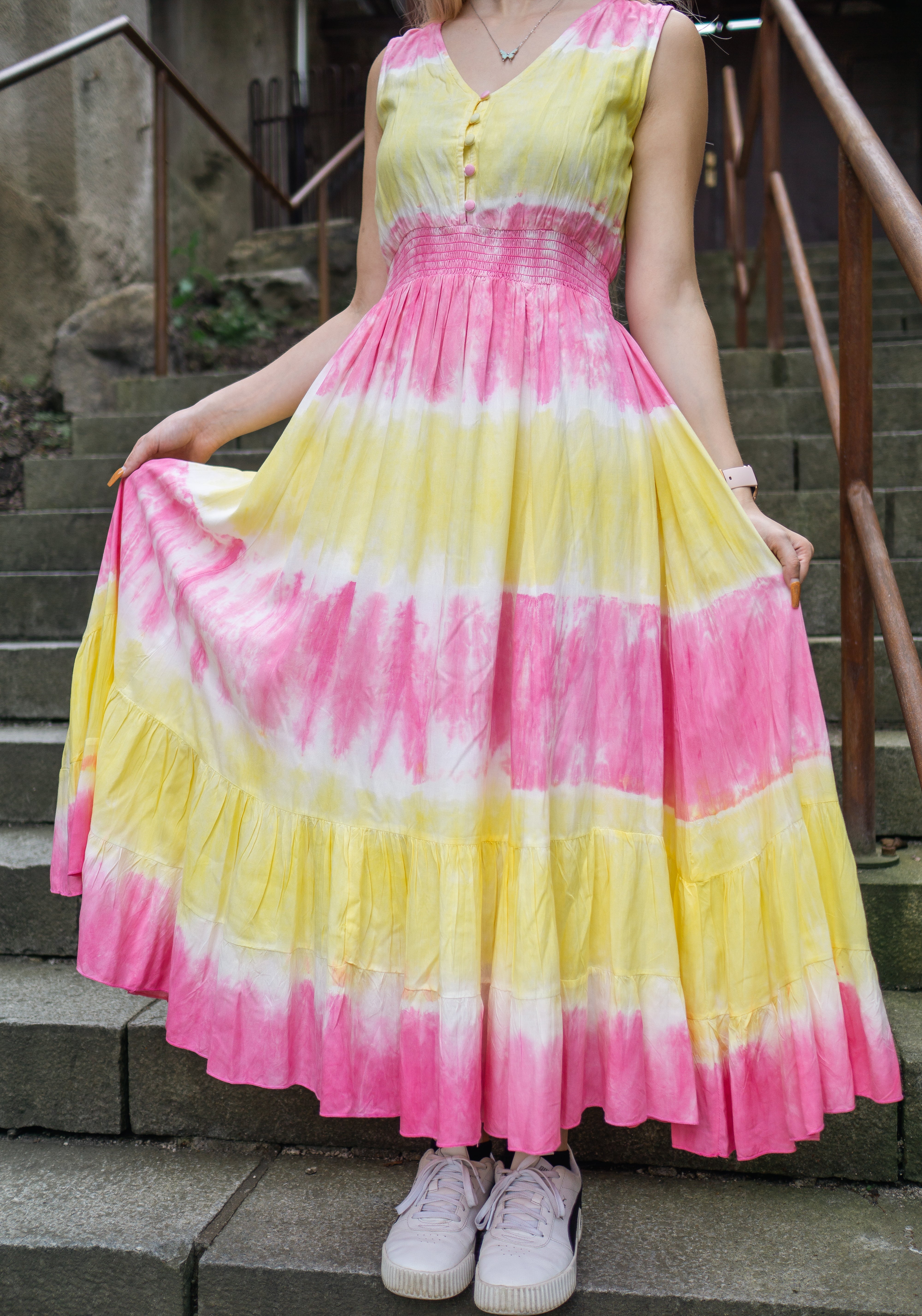 Vibrant Horizon Kleid
