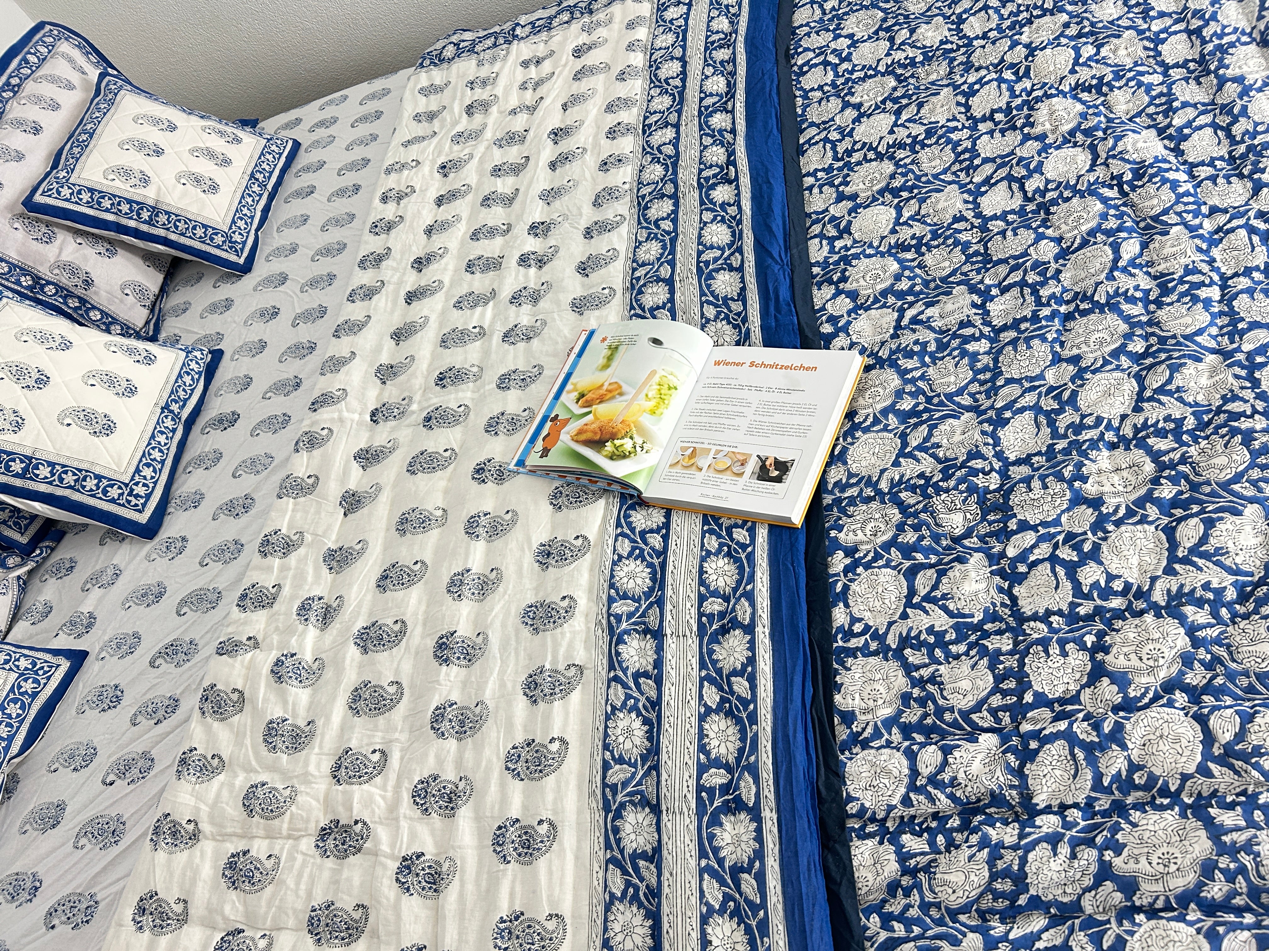Handgeblockte Jaipuri-Steppdecke (Doppelbett) – Indigoblau