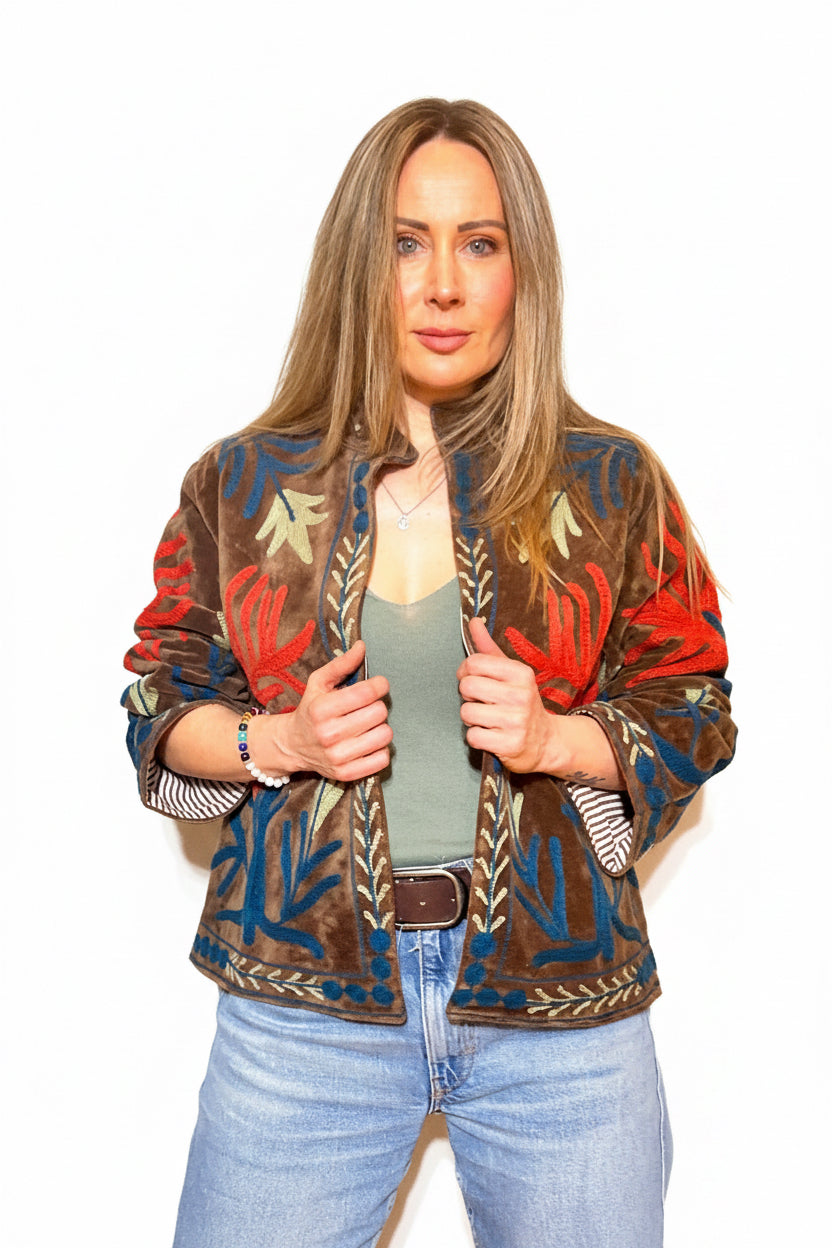 Türkisblaue folkloristische handbestickte Suzani-Jacke aus Samt