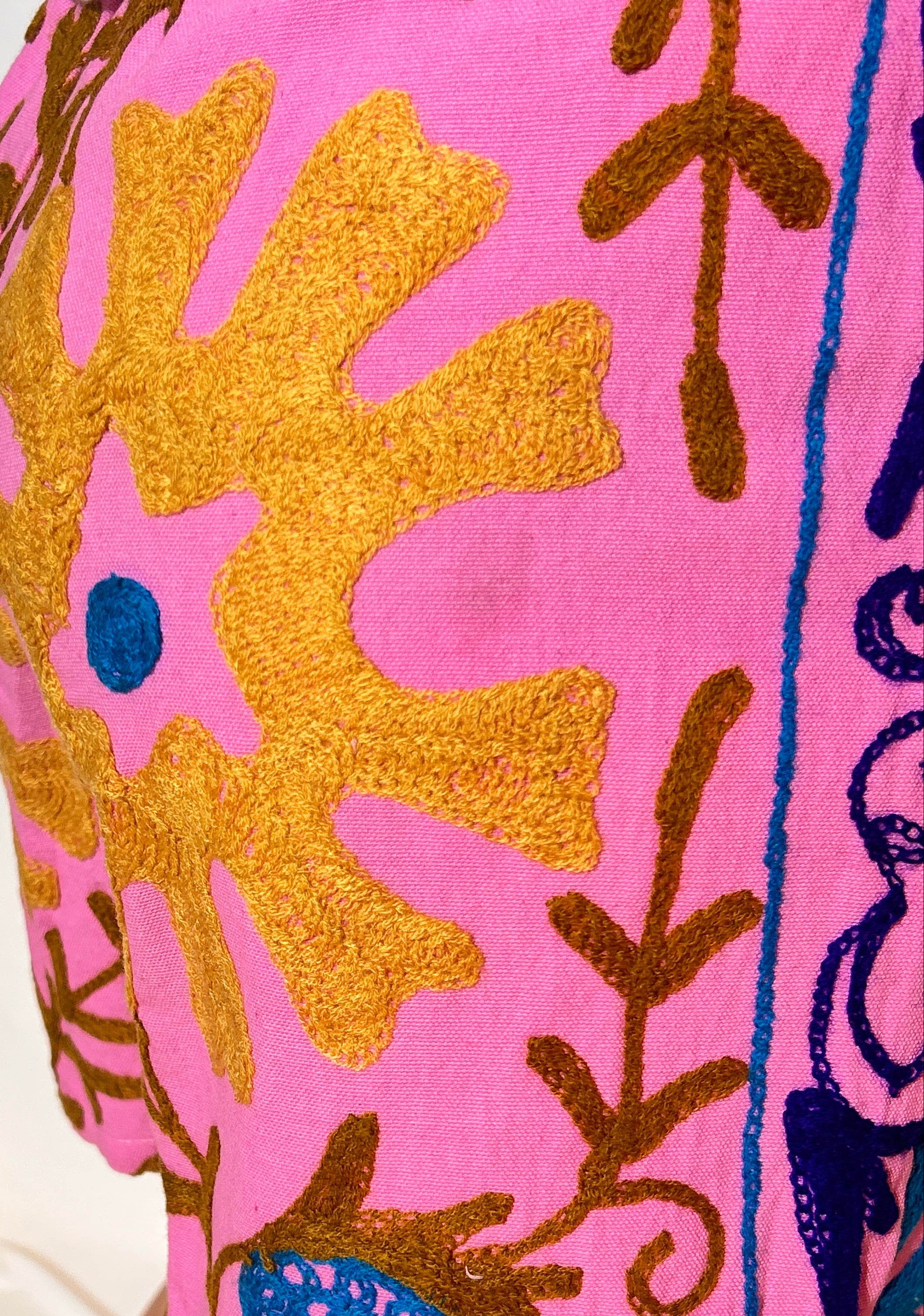 Suzani Hand-Embroidered Shorts – Pink Daisy Bloom