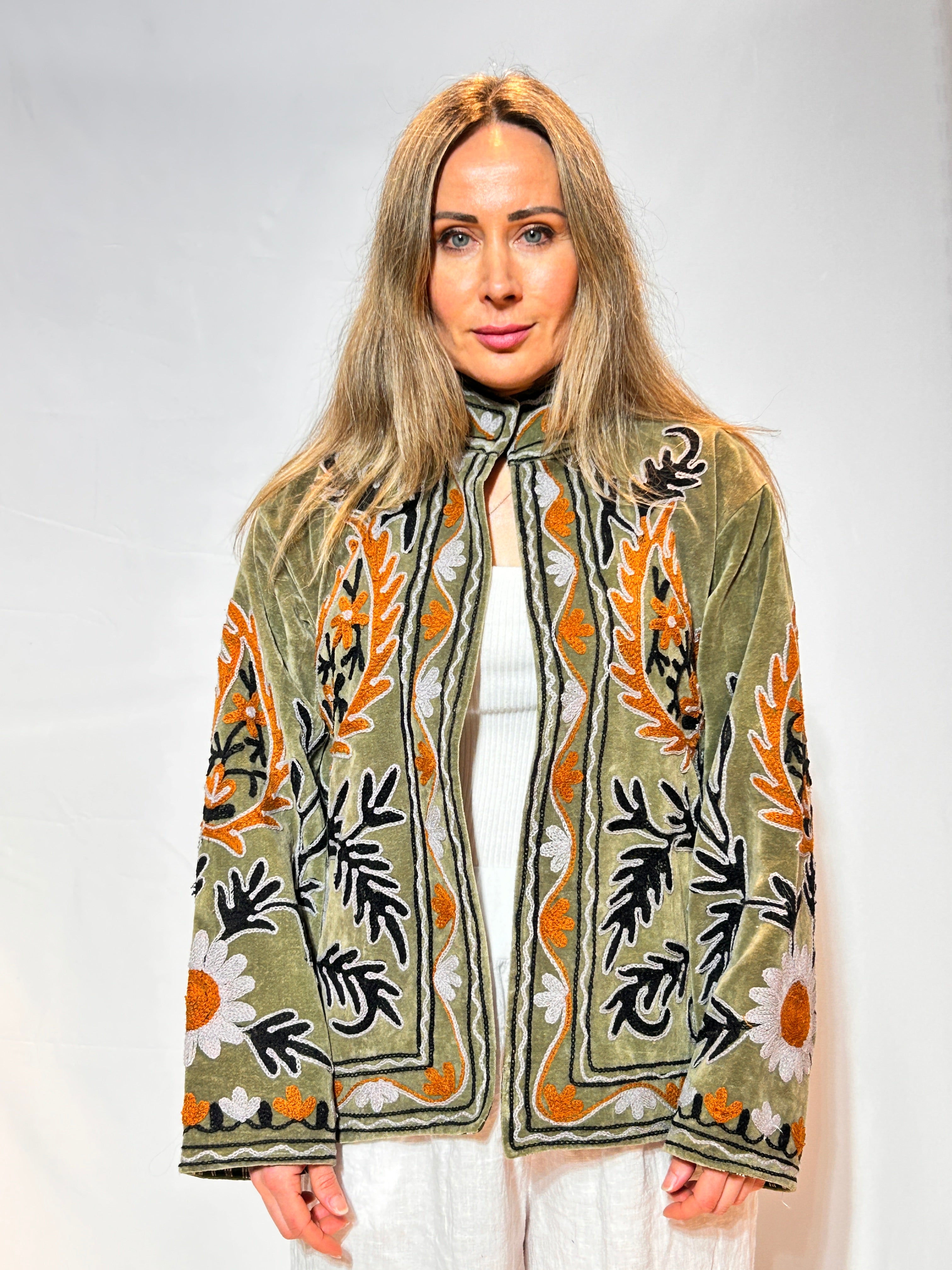Suzani Velvet Jacket – Sage Green