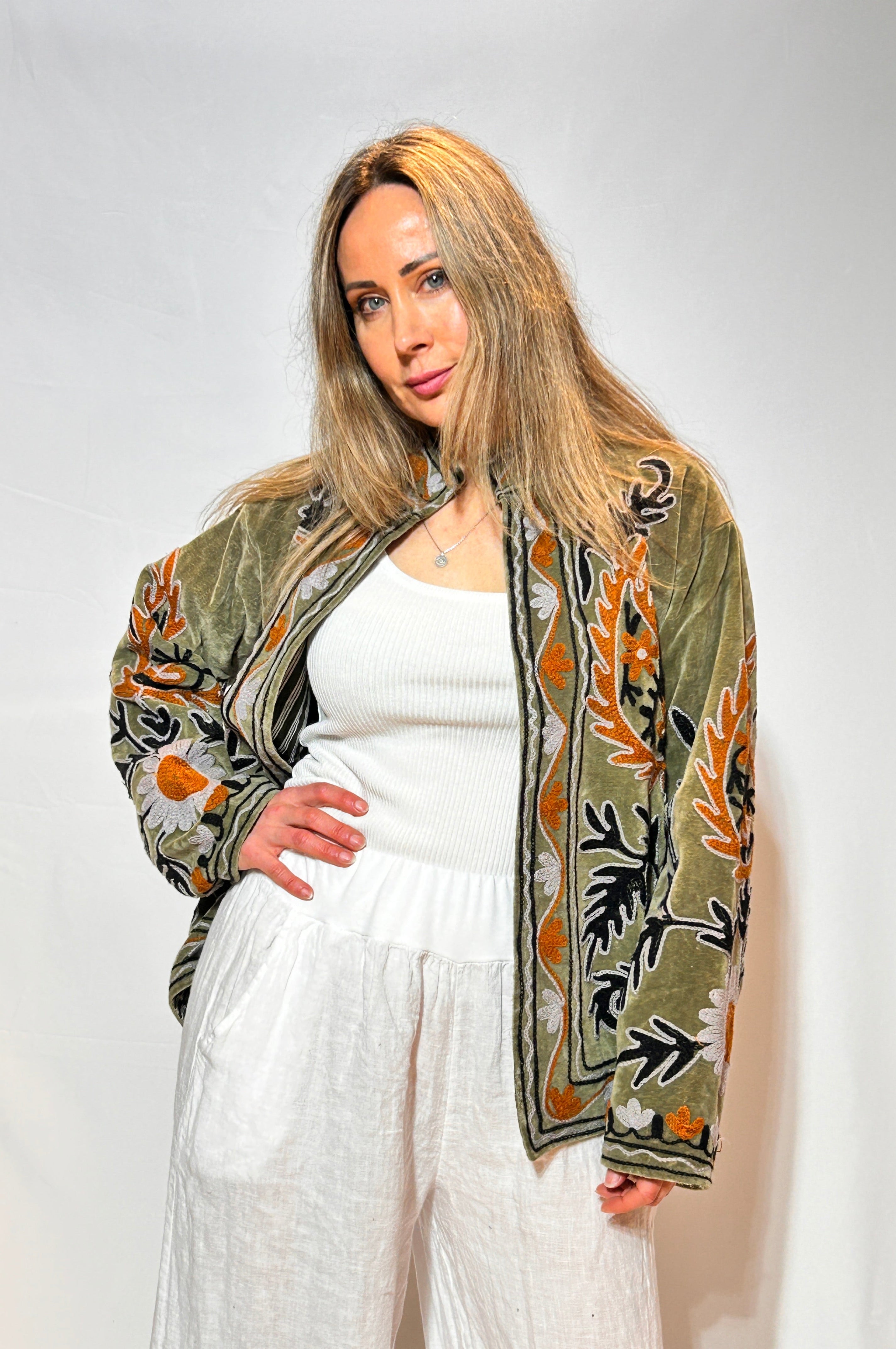 Suzani Velvet Jacket – Sage Green