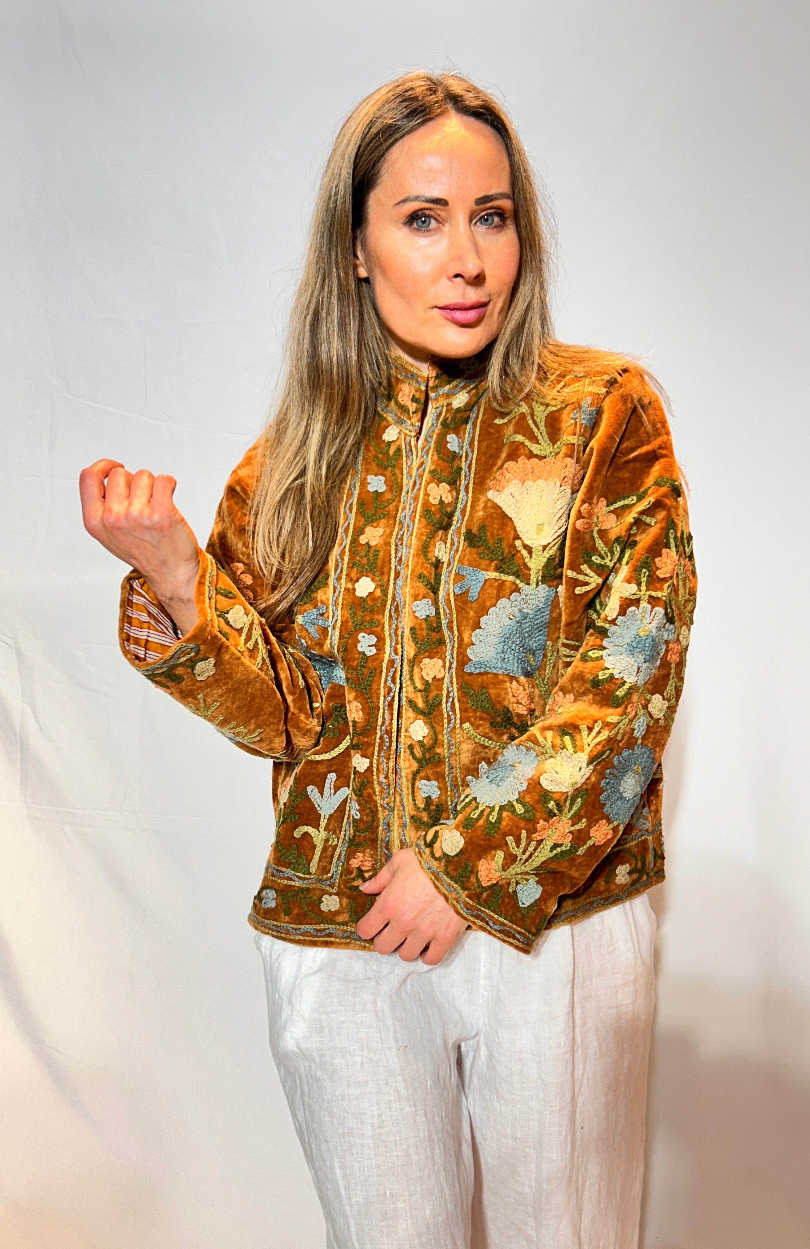Suzani Velvet Jacket – Amber Harvest Bloom
