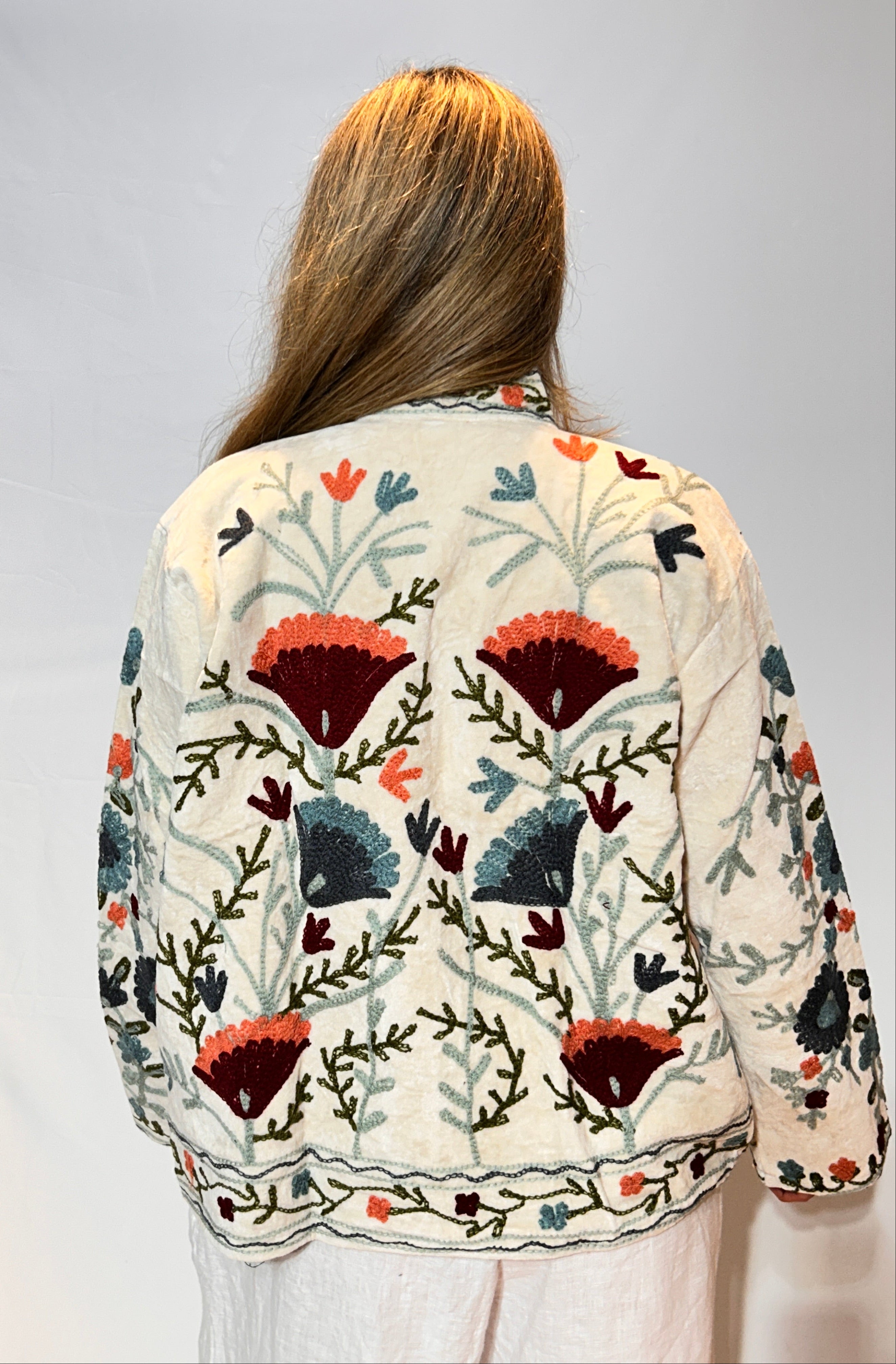 Suzani Velvet Jacket – Ivory Wildflower Garden