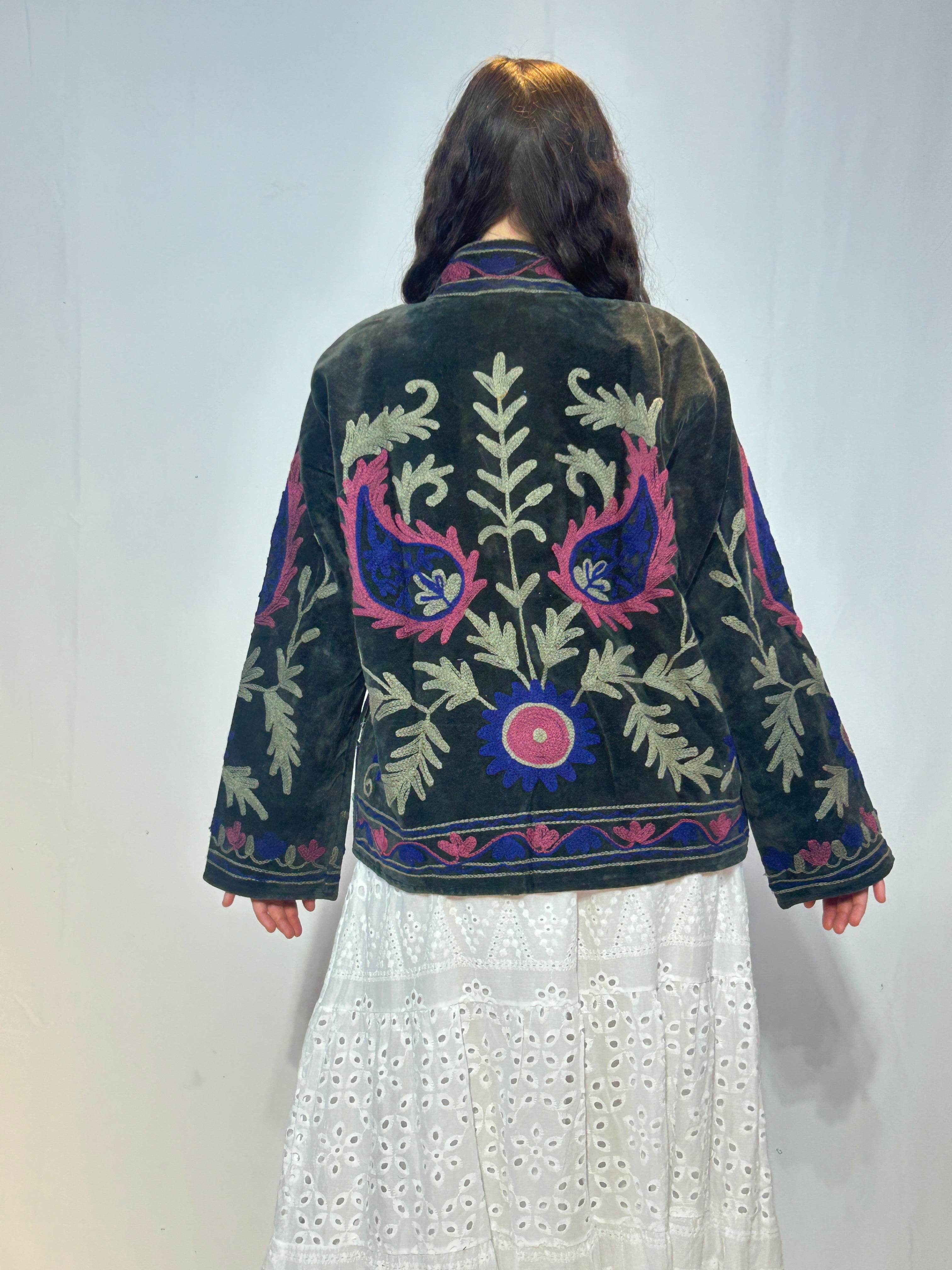 Suzani Hand-Embroidered Velvet Jacket – Forest Green & Pink Bloom