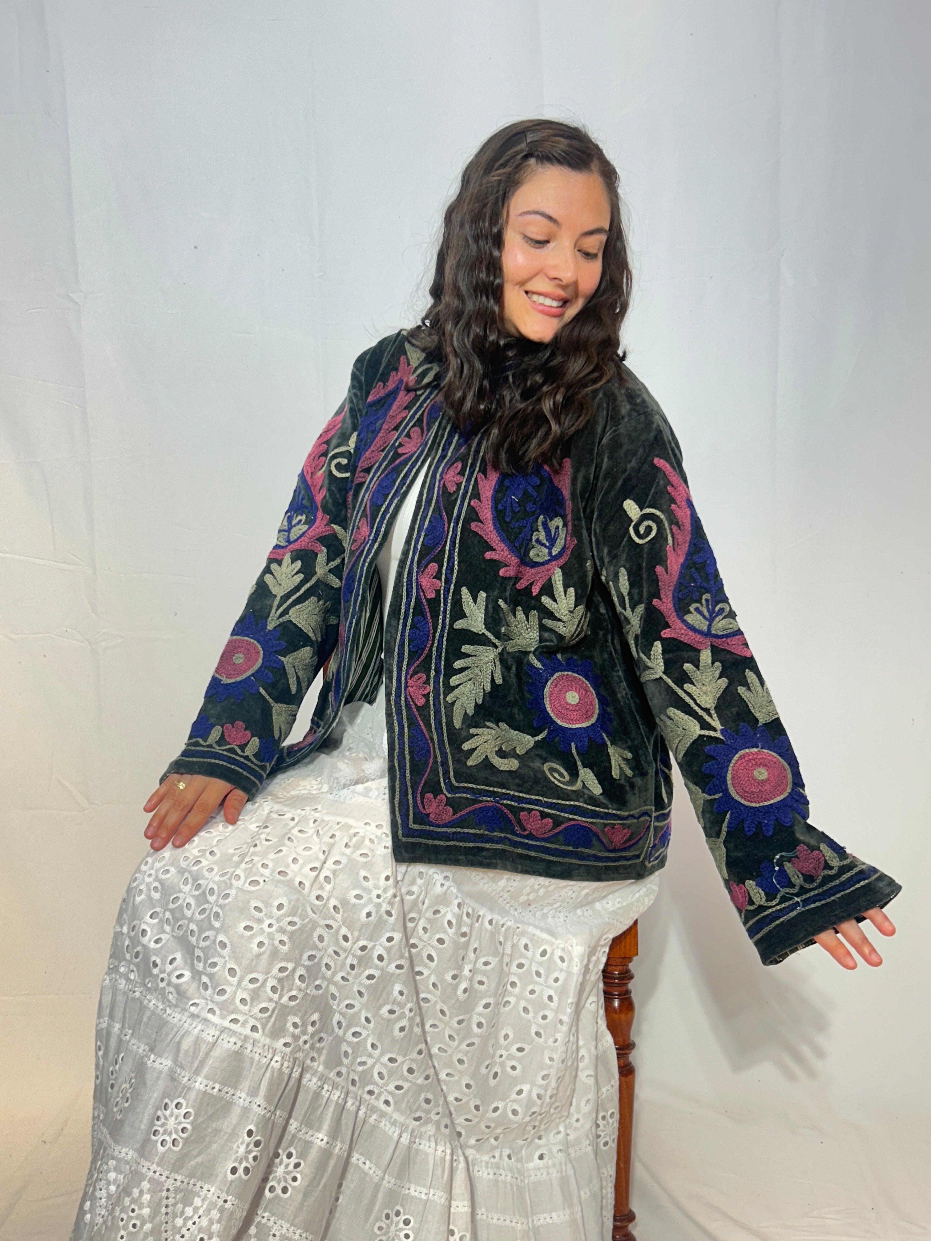Suzani Hand-Embroidered Velvet Jacket – Forest Green & Pink Bloom