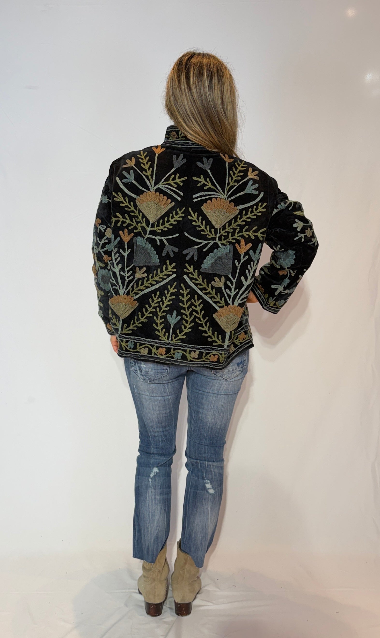 Hand-Embroidered Suzani Jacket – Midnight Black & Sage Wildflower